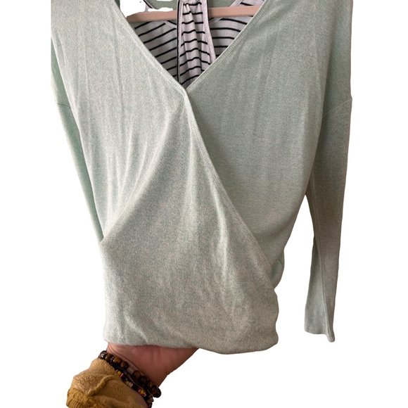 Abercrombie kids layered sweater wrap white striperacerback double layer 13 / 14 - Picture 7 of 10